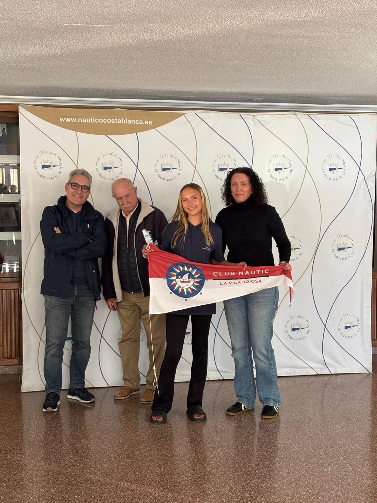 Adela García Tonda 3ª en la copa autonómica de techno SUB 15 en el Club Náutico Alicante Costa Blanca