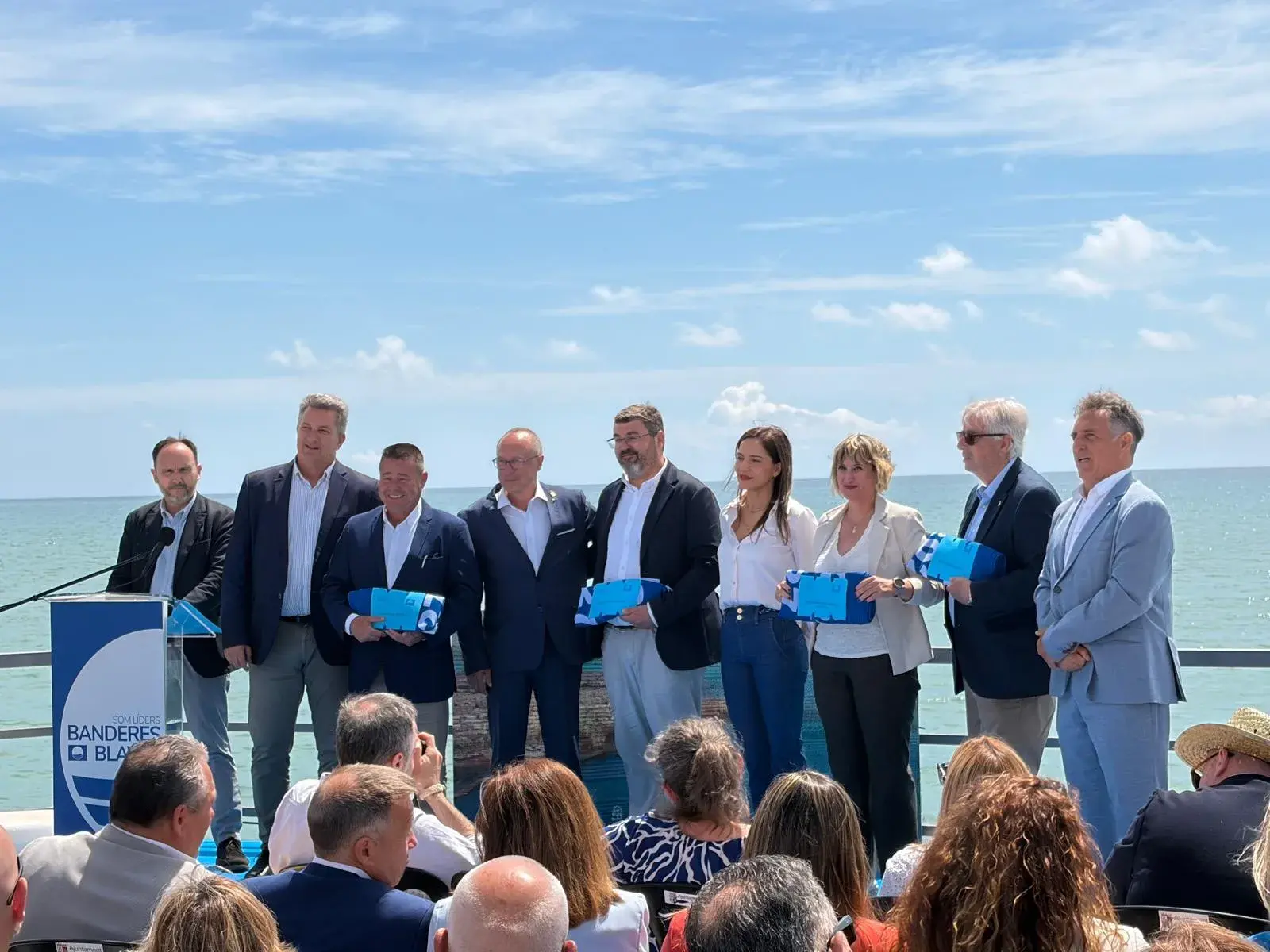 El CN La Vila Joiosa recoge la Bandera Azul 2026